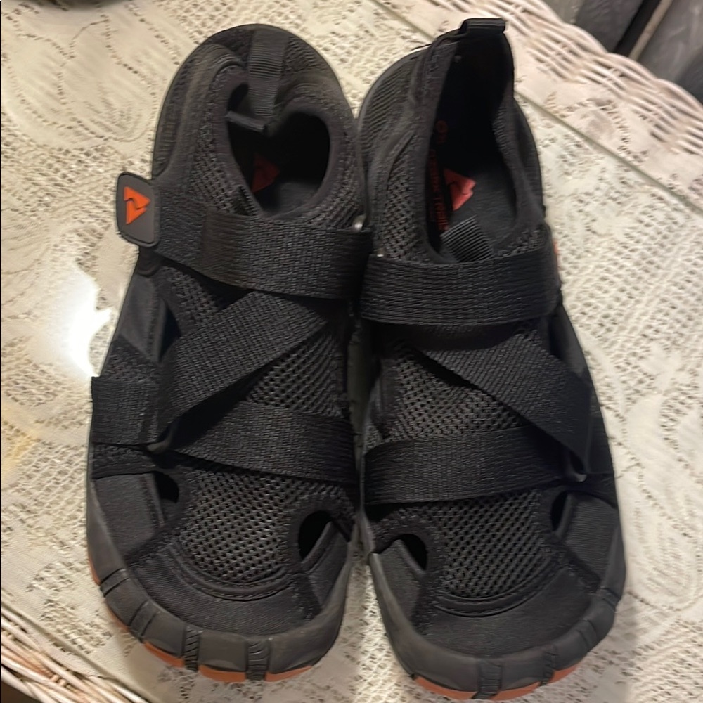 Black Athletic Sandals/ Water Shoes- worn once